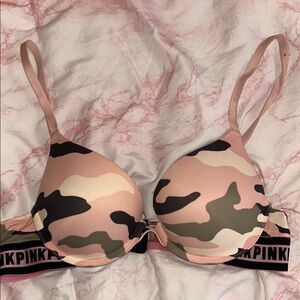 PINK Victoria's Secret Camouflage Bra